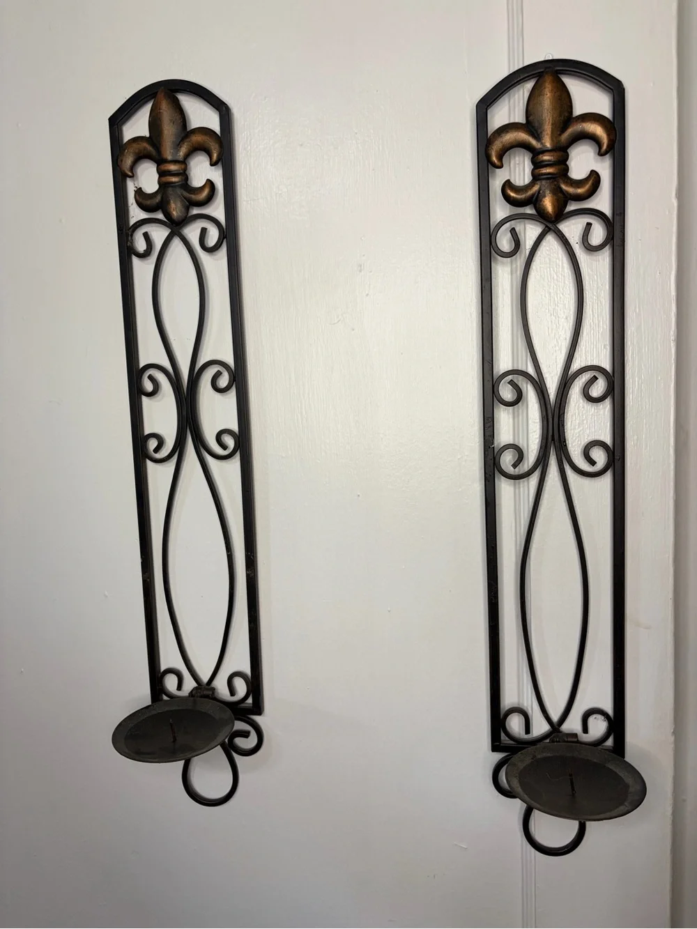Antique Metal Fleur-de-Lis Wall Sconce Candle Holders - Bronze & Black